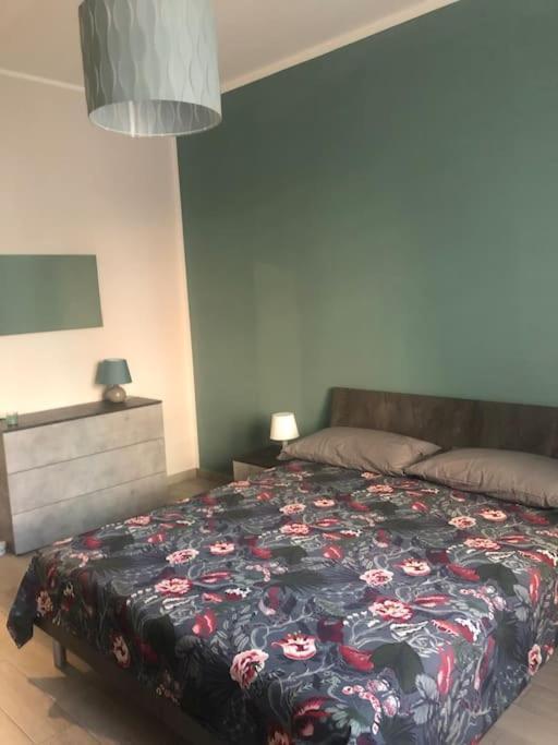 Appartamento Veronica, Per Lavoro E Relax Corsico Exteriér fotografie