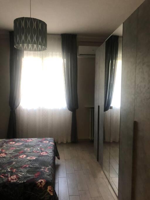 Appartamento Veronica, Per Lavoro E Relax Corsico Exteriér fotografie
