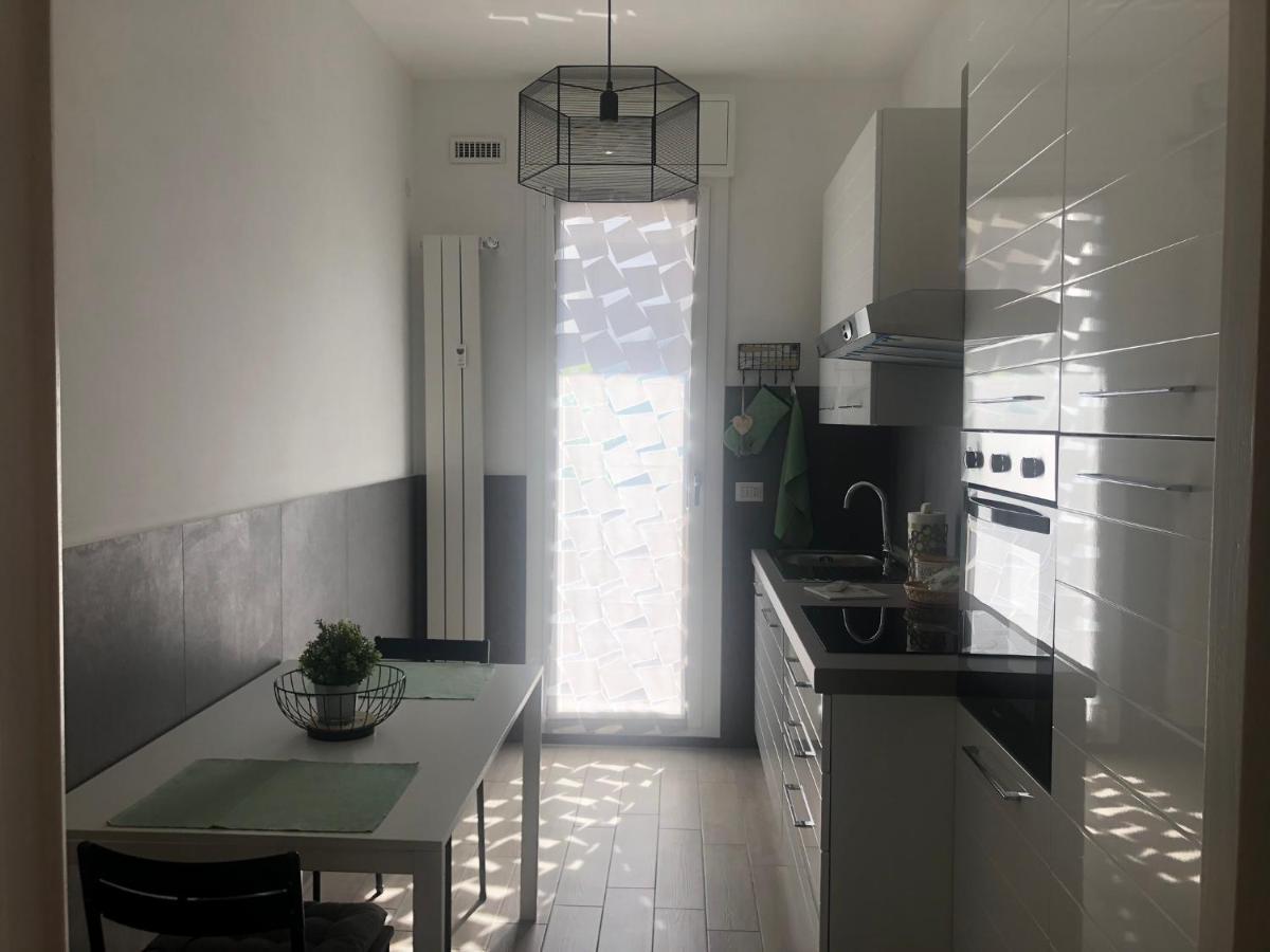 Appartamento Veronica, Per Lavoro E Relax Corsico Exteriér fotografie