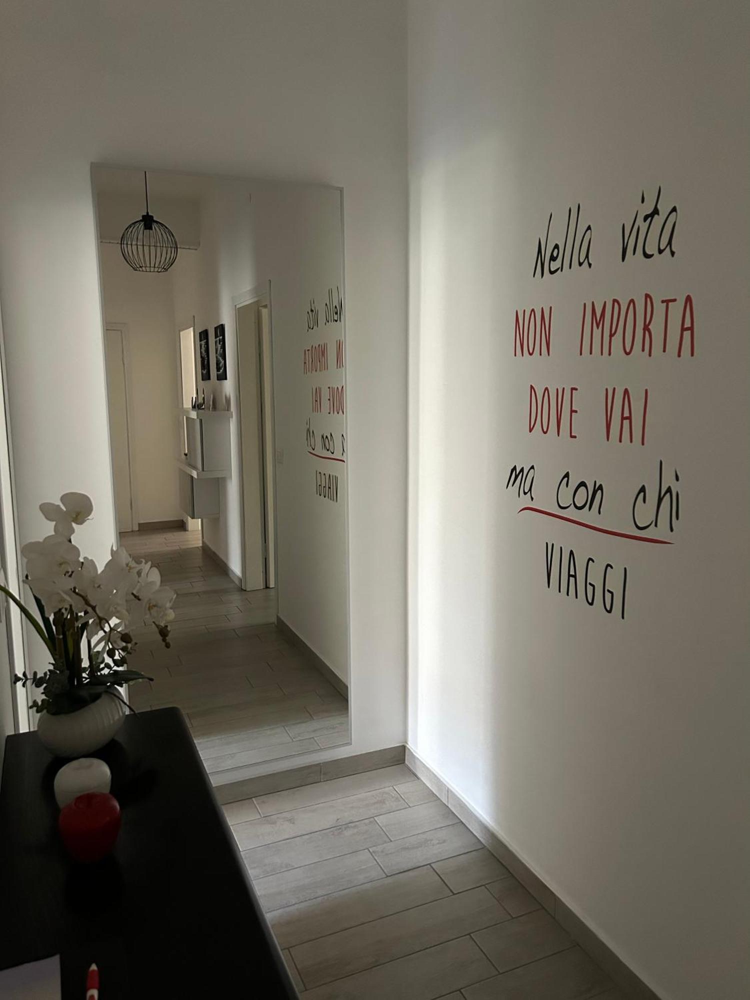 Appartamento Veronica, Per Lavoro E Relax Corsico Exteriér fotografie