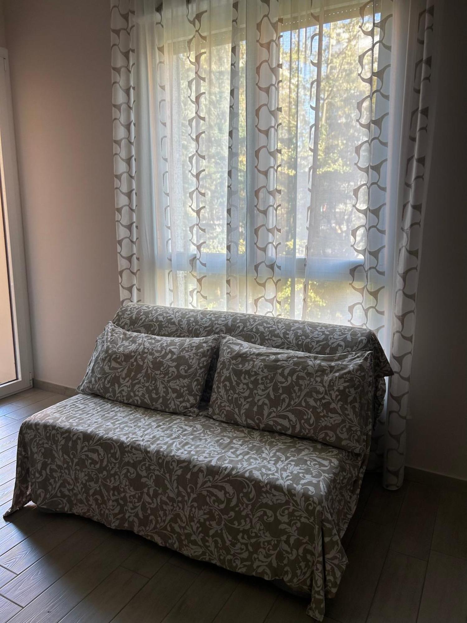 Appartamento Veronica, Per Lavoro E Relax Corsico Exteriér fotografie